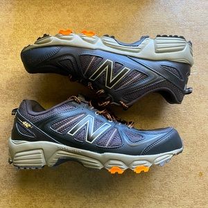 *NEW* New Balance Men’s Trail Running Shoes, Size 9